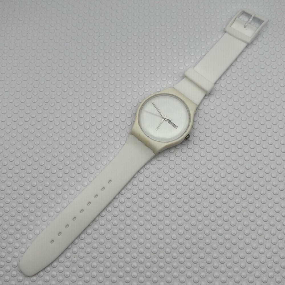 Swatch Watch - SUOW701 - WHITE REBEL - Picture 2 of 9